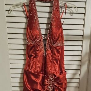 Elegant Vintage Red Halter Dress by Mori Lee size 3/4, full length gown
